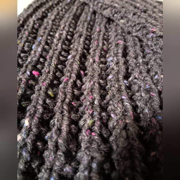 HANDCRAFTED by me,Purple Knit Scarf💟 - Picture 3 of 4